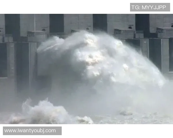 文班豪取40加15力压浓眉长江后浪再掀揭幕战惊涛巨浪